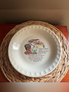 🌼2/$30 Mix & Match Listings - Vintage 10” Red Cherry Pie Plate